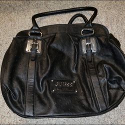 Guess Purse, like new condition see pics 