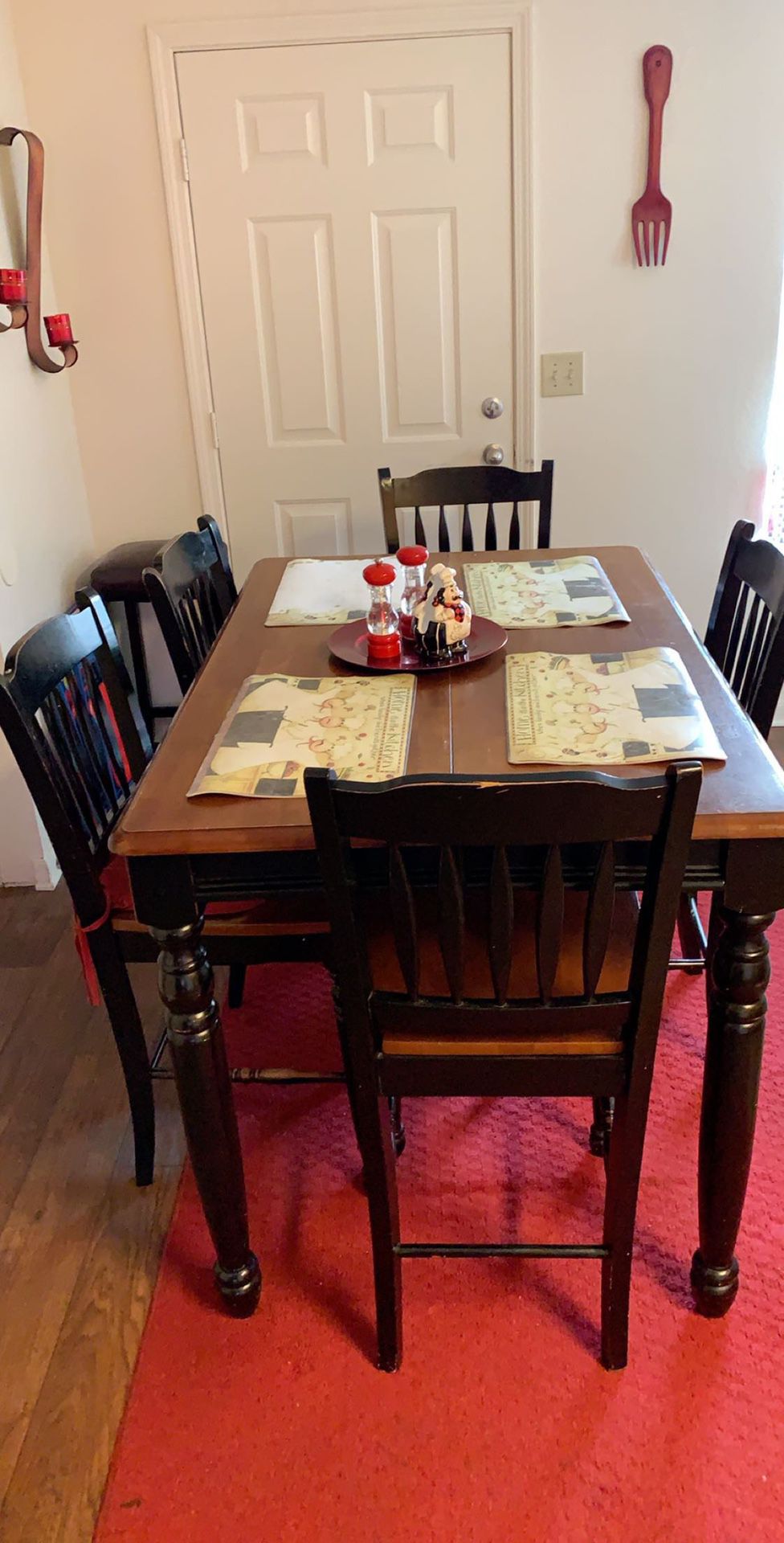 Kitchen table and chairs $175 OBO