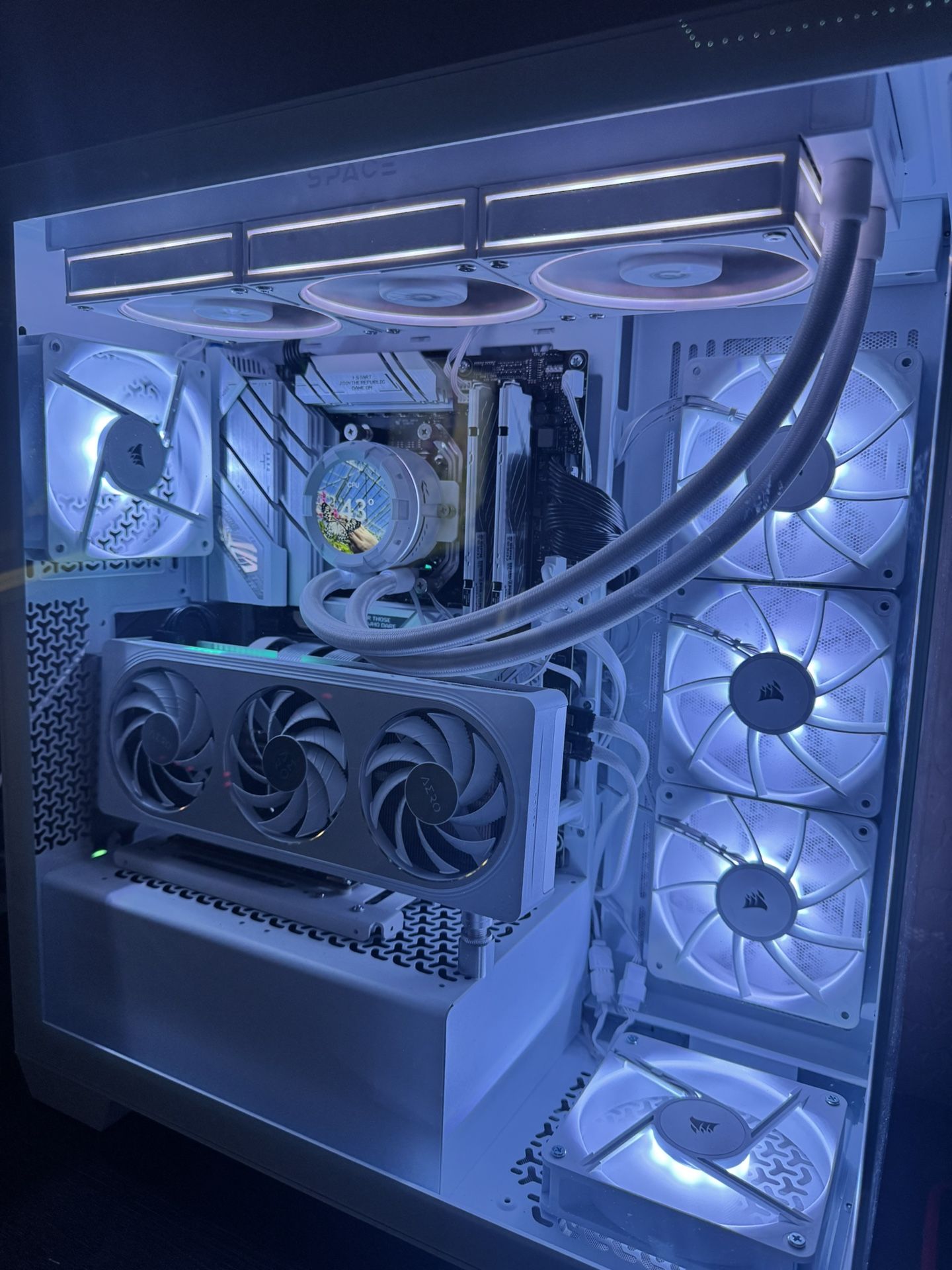 Custom High-Performance Gaming PC – RTX 5060 | Ryzen 7 7800X3D | DDR5 | White Build