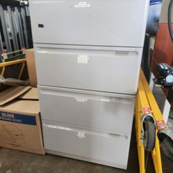 4 Drawer Lateral, Legal File Cabinet