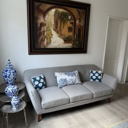 Modern Gray 3-Seater Couch – Like New 