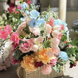 Blooming Elegance in a Basket 