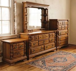 Vintage Thomasville 3-Piece Bedroom Set – Dresser with Lighted Vanity Mirror,Tall Chest & Nightstand