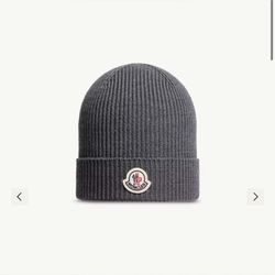Moncler Grey beanie hat (unisex)