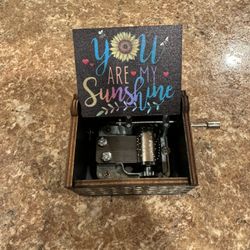 New You Are My Sunshine Wind Up Music Box Shipping Available 