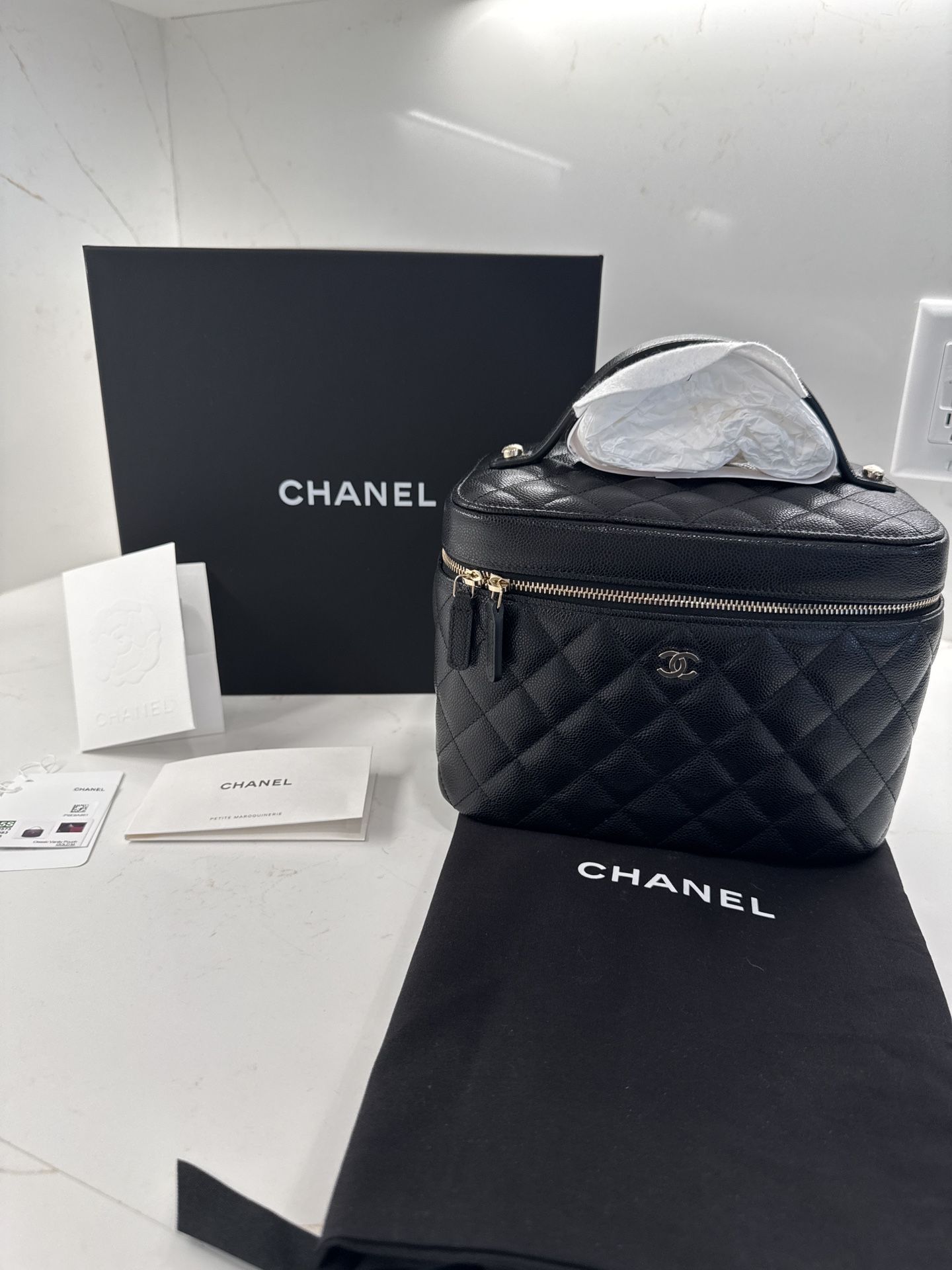 CHANEL Vanity Case — Caviar Leather - NEW