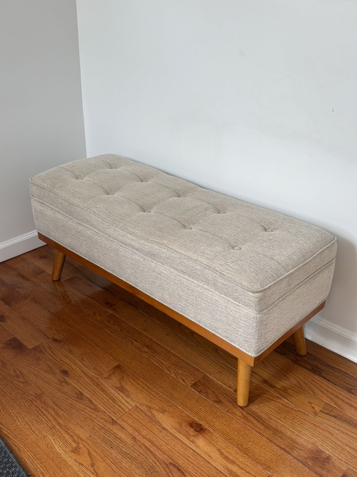 Cushion storage Bench