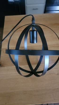 Ceiling light fixture black