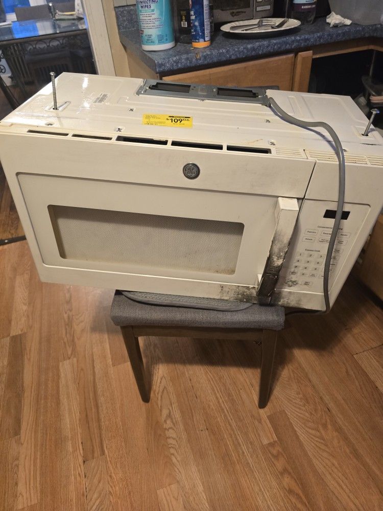 Over Range White GE Microwave
