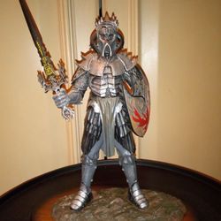 Vardor Weilds Valermos, Cold Cast Statue 