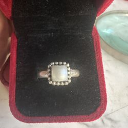 Designer Silpada, 925 Sterling Silver Genuine Pearl Ring , Size 8.25, Hallmarked With Their Stamp Arrows 925