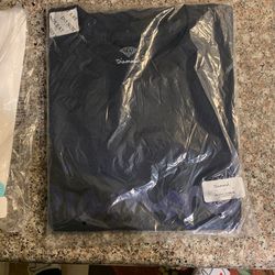 Shirts /sweater/windbreaker