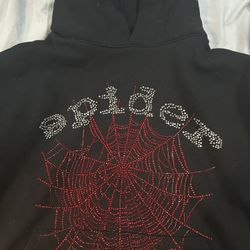 Spider Charm Sweatshirt 