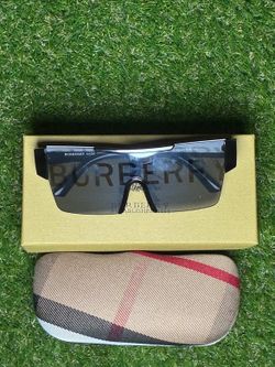 Burrberyy sunglasses