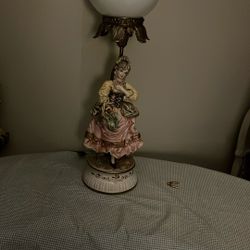 Porcelain Figurine Lady Lamp 