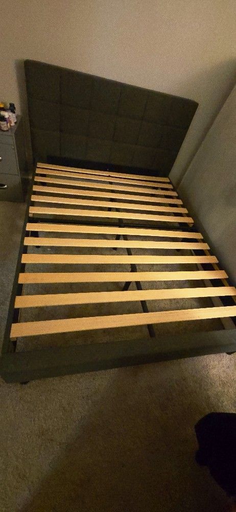 Queen Bed Mattress With Bed Frame