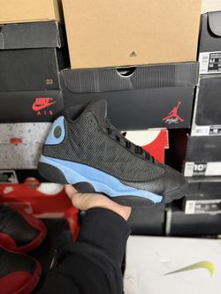 Jordan Black University Blue 13s size 10.5 USED