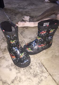 Rain boots