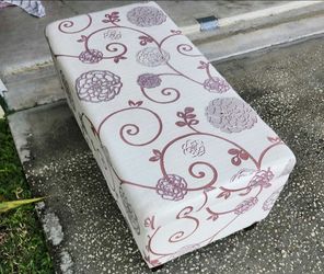 Storage bench L 38" x W 19" H 13"