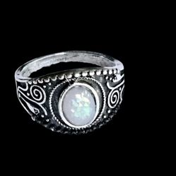 FIRE OPAL TRENDSETTER  TITANIUM FOREVER WEAR SILVER NEW SIZE  8  RING 
