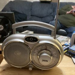 Silver Plug In Am/fm Tv Weather