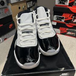 air jordan 11 concord size 9.5 used