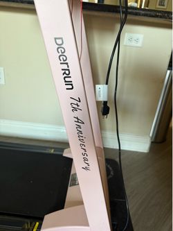 PINK DEERRUN FOLDABLE TREADMILL!