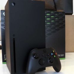 Xbox Series X – Excellent Condition – Controller & Cables Included