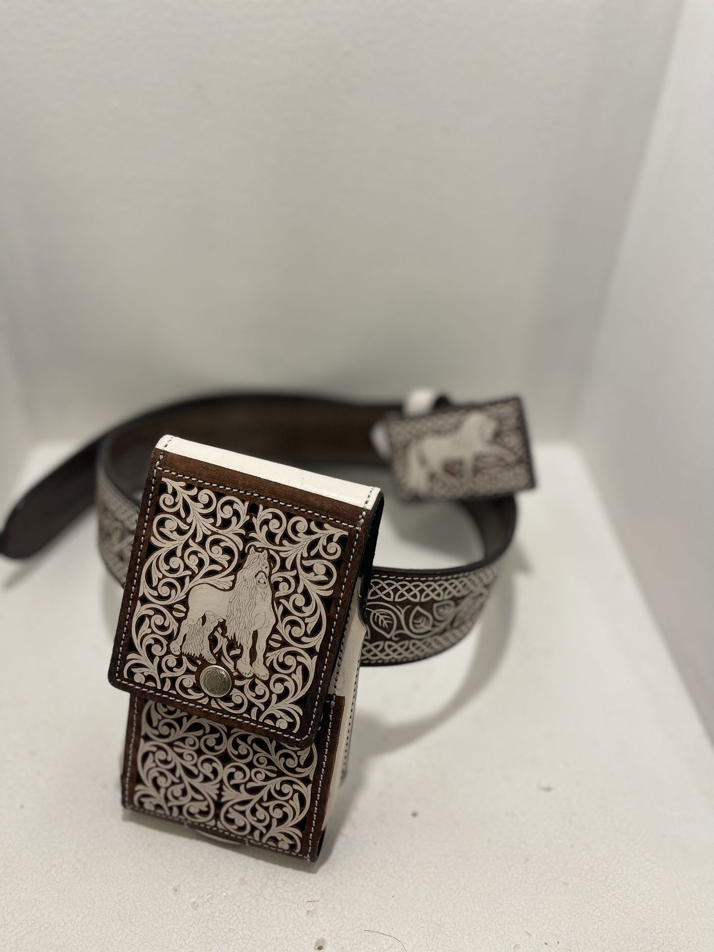 🌟 Unique Men's Leather Belt & Phone Case Holder 🌟
