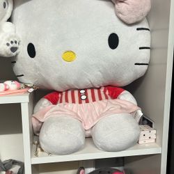 Hello Kitty Plush 