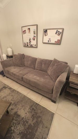 Plush Gray Sofa – Clean, Spacious & Comfortable – 87.5” Long Price: $200 (OBO) 📍 Pickup Only – Miami Lakes