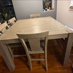 Dining Room Set 
