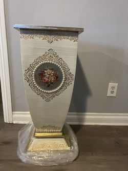 Pedestal