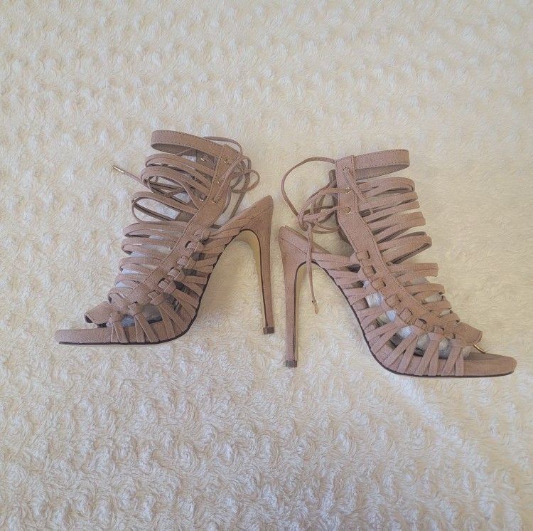 Nude/Pink Heel - Size 8.5