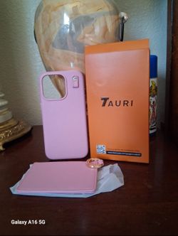Tauri Silicone iPhone 15 Pro Case w/ Card Holder