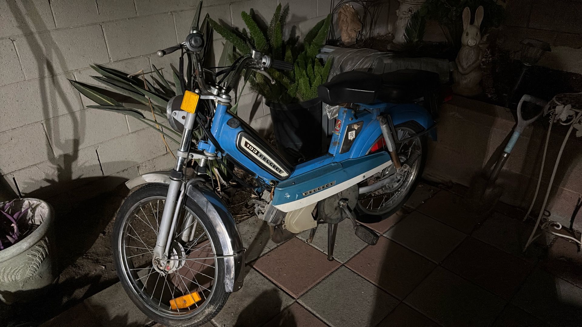 Peugeot 103 Moped