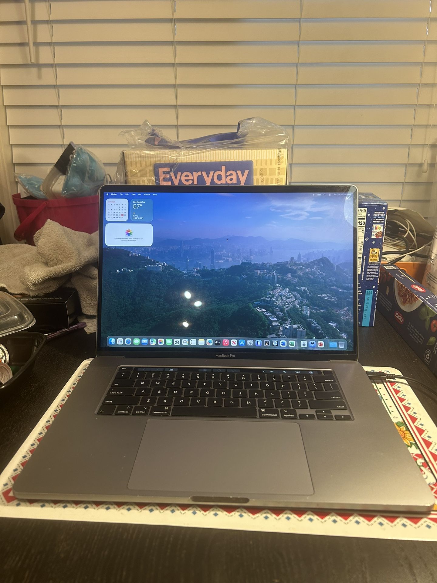 Apple MacBook Pro A2141-16”-2.3ghzI9,1tb,16gb,Webcam,Wireless-2019