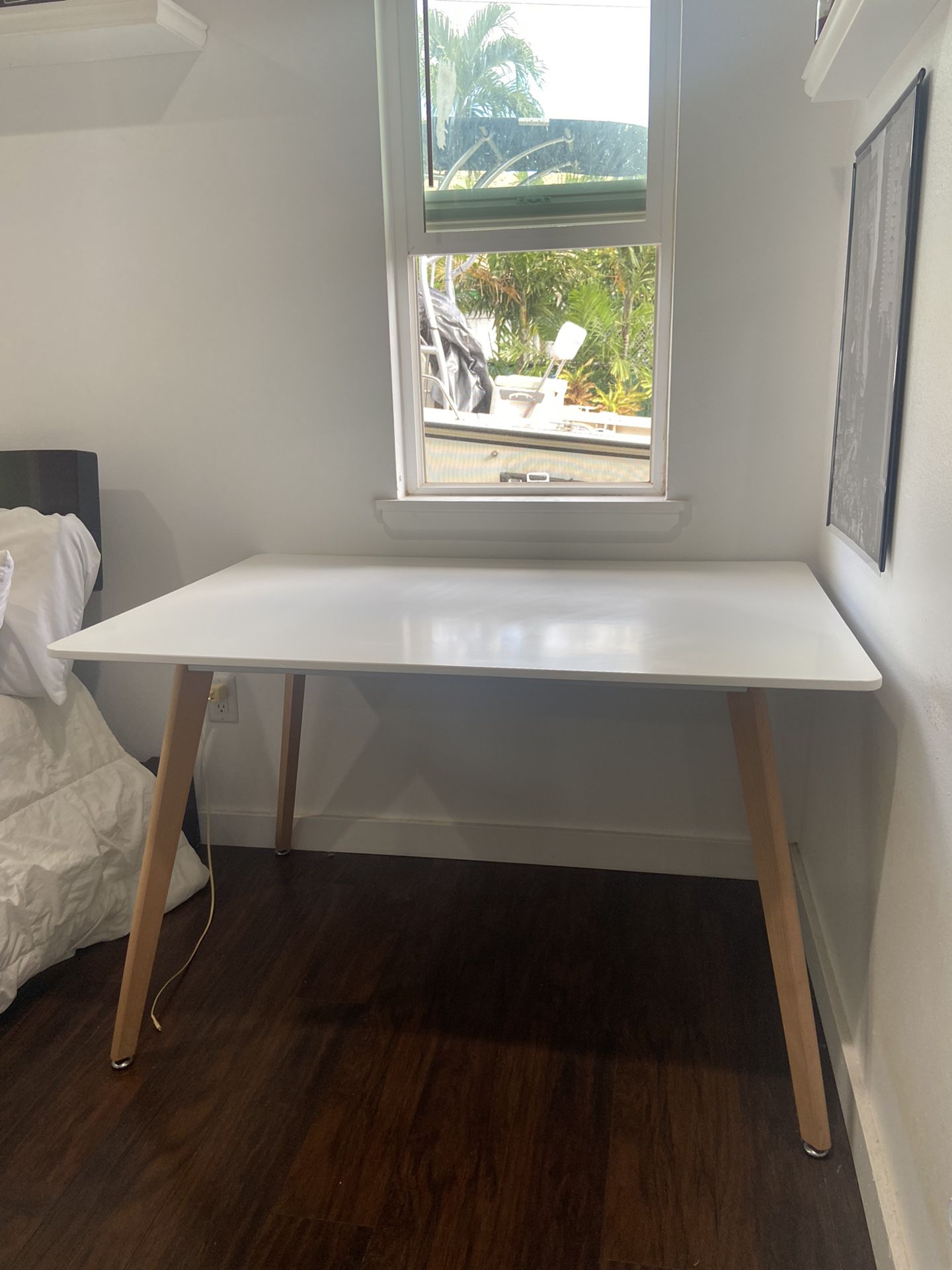 White Dining Table/Desk