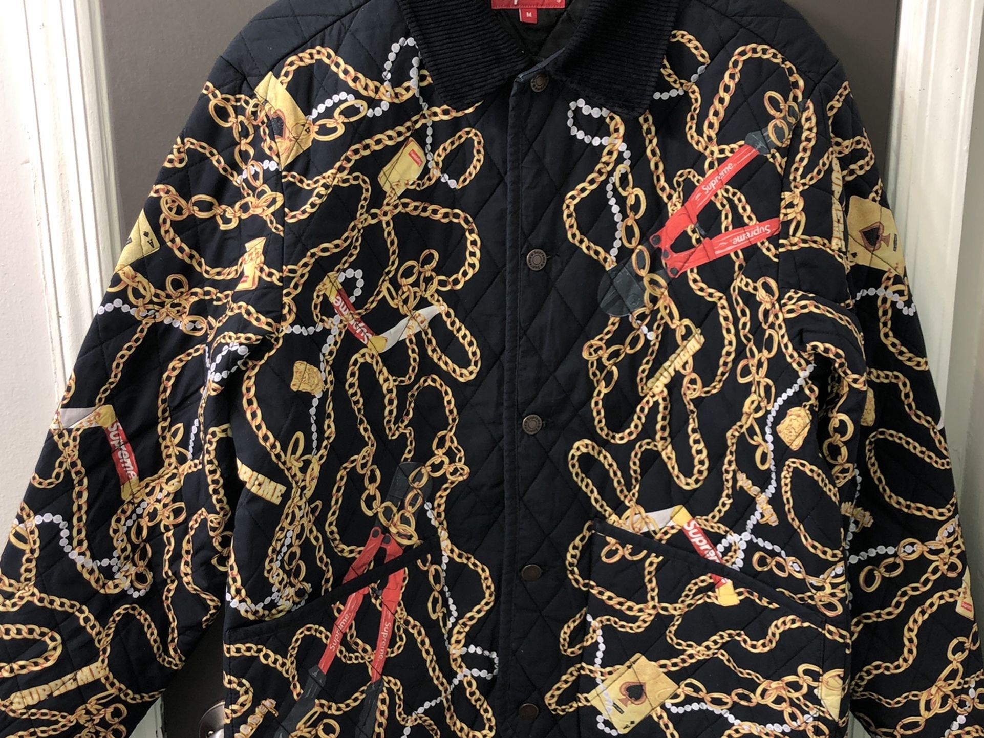 BRAND NEW 100% Authentic SUPREME Chains Quilted Jacket Size M Black