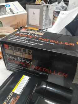 KNEE KICKER CARPET INSTALLER