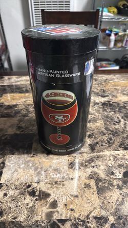 San Francisco 49ers Hand-Painted 33oz Wine Glass