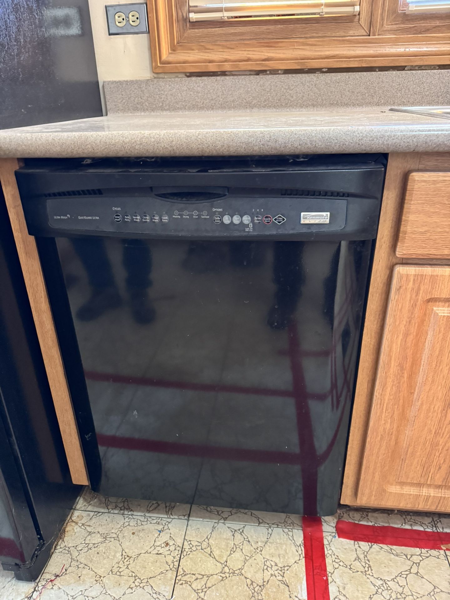 Dishwasher Black