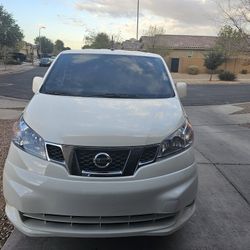 2017 Nissan Nv200