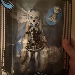 Frankie Reel Drama Doll