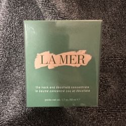 LA MER Rejuvenating  Neck Cream