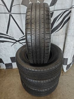 LT 275/70r18 "Near Brand New" Black Lion Ridge Crawler HT02 Load "E" Tires