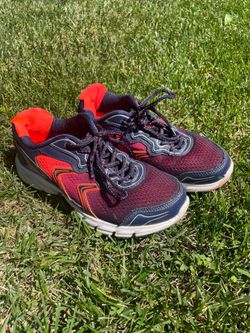 Tennis Shoes