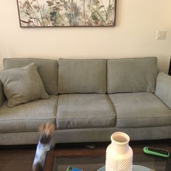 Matching Broyhill Couch/oversized Chair