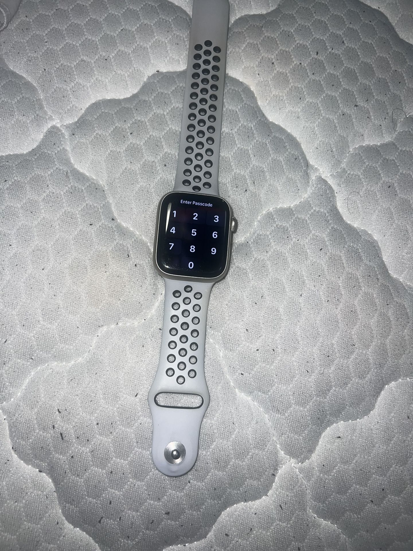 Apple Watch Series 7
