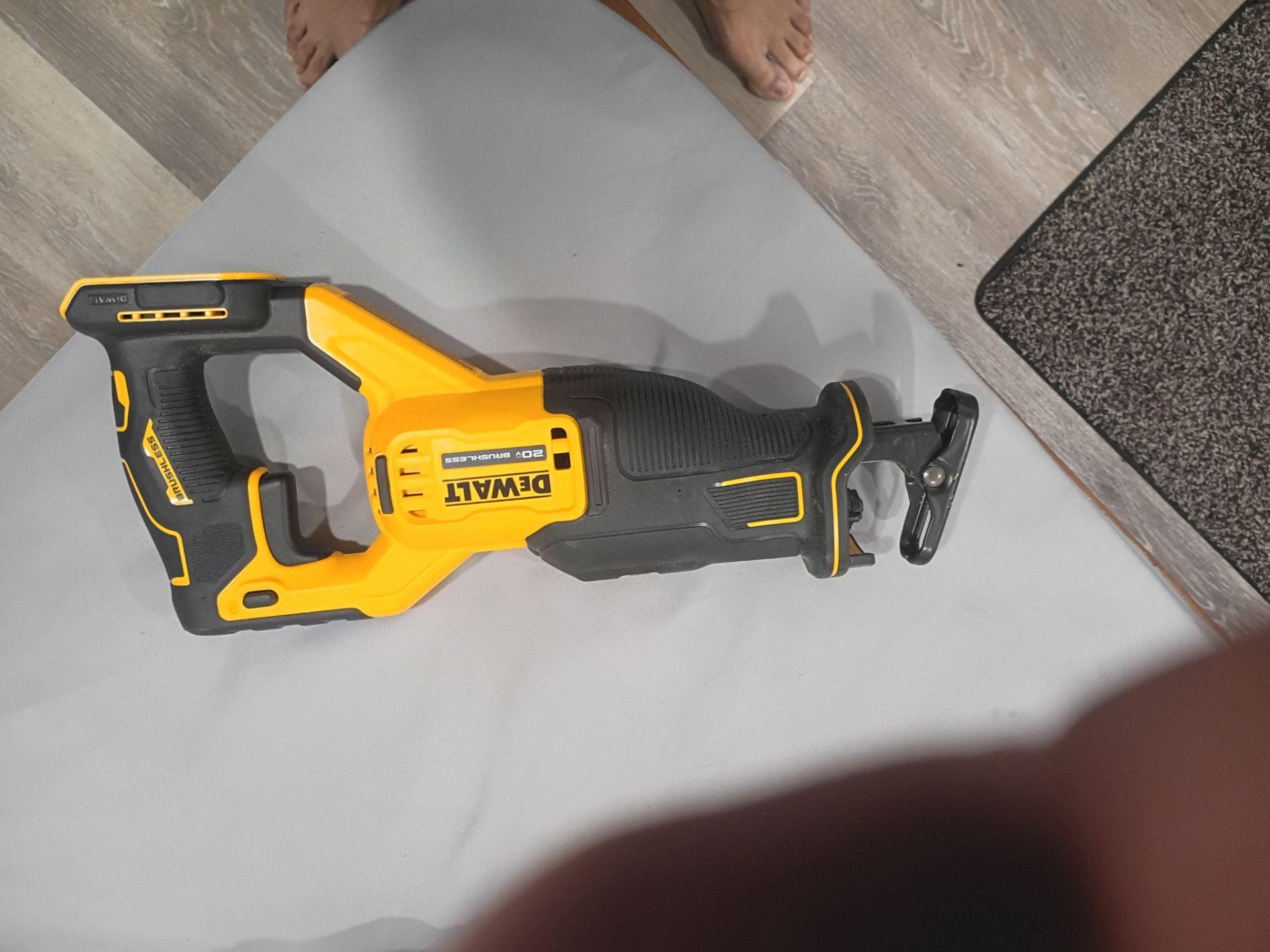 DeWalt Sawzall 20v